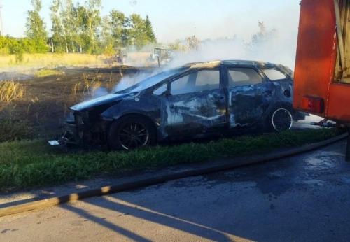 Возгорание автомобиля едва не привело к трагедии в Самарской области